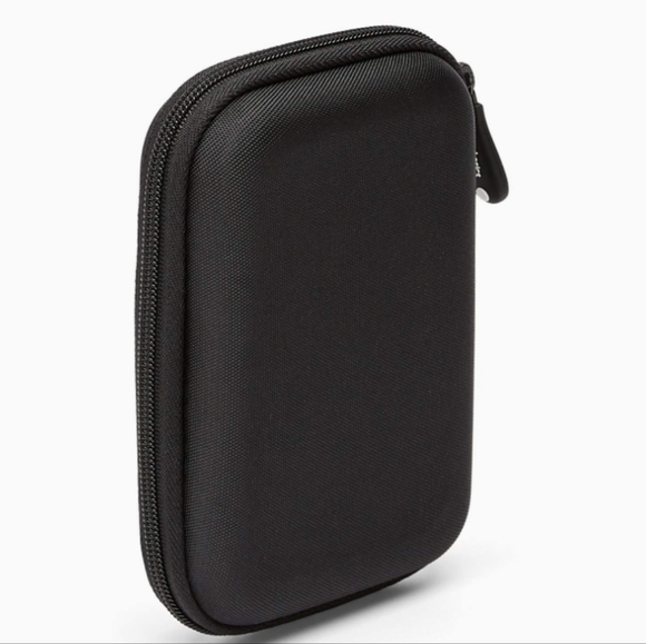 Amazon Basics External Hard Drive Portable Carrying Case - Picture 4 of 6